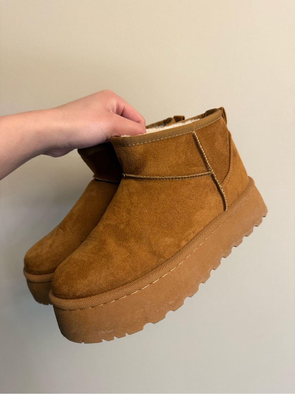 Suede Platform - Lined Fur Ankle Boots - Chestnut